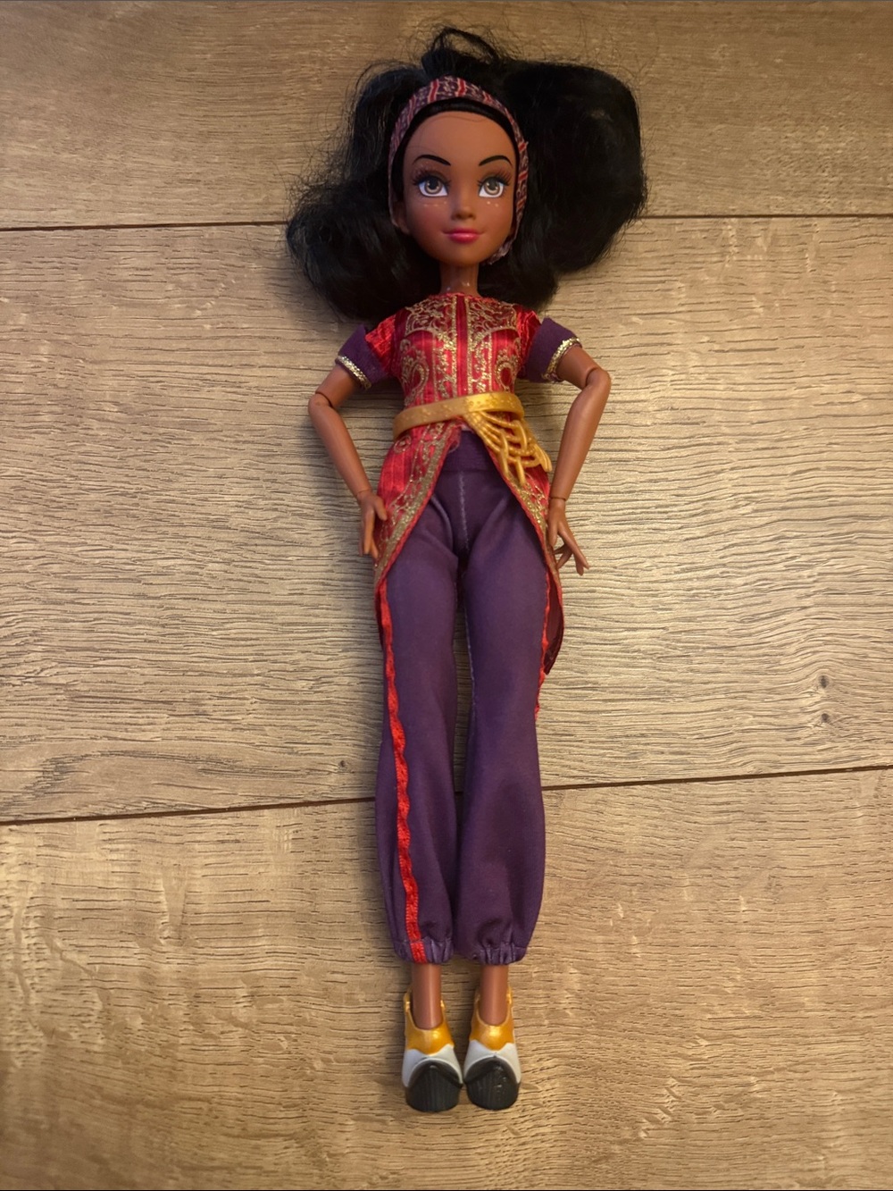 Disney Descendants Genie “Freddie”Purple and Red Fashion Doll with Gold Accents